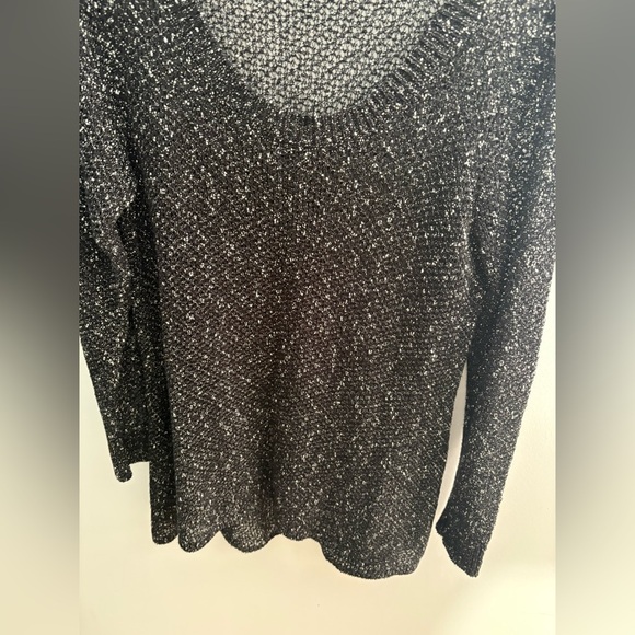 Eileen Fisher Black and White Knit Top - Picture 5 of 7